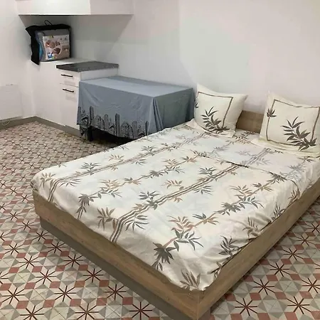 Grande Maison Traversante.